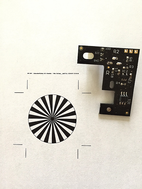 minibot Encoder mit erstem Aufkleber