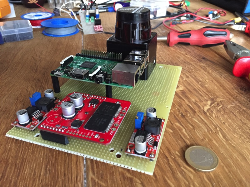 minibot - der RasPi wurde "höher gelegt"